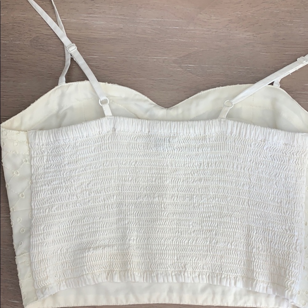 NWOT NEVER WORN AEO crop top!!! - Picture 4 of 5